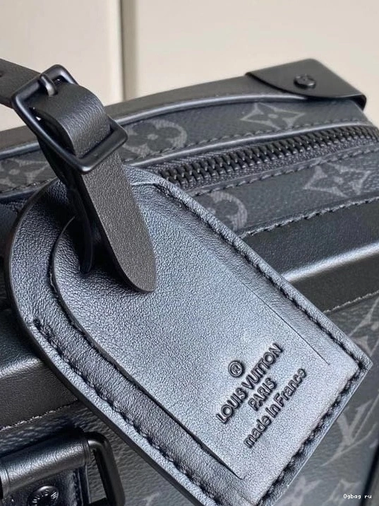 VUITTON TRUNK LOUIS SOFT 0808